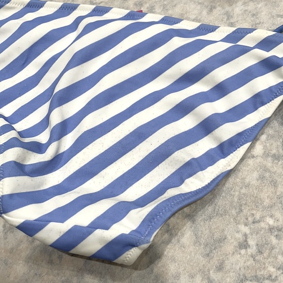 🎉2xHP🎉Victoria’s Secret Ruffled Bikini - Picture 7 of 8